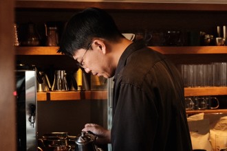 30종 내외의 원두, 오직 핸드드립 커피만 판매합니다.